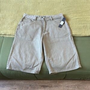 Lucas Baggy Denim Shorts

Brand New